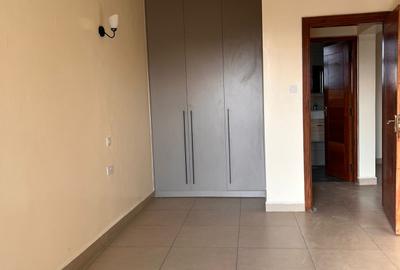 1 Bed Apartment with Borehole in Kilimani - 4