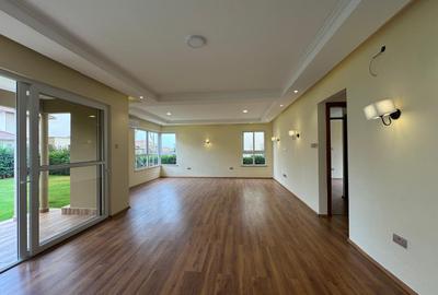 4 Bed Townhouse with En Suite in Kiambu Road - 2