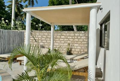 2 Bed Villa with En Suite at Watamu - 4