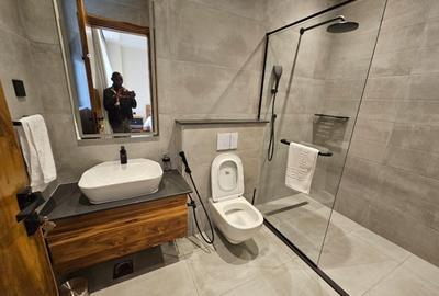 3 Bed Apartment with En Suite in Westlands Area - 3