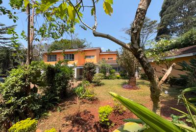 5 Bed House with En Suite in Gigiri