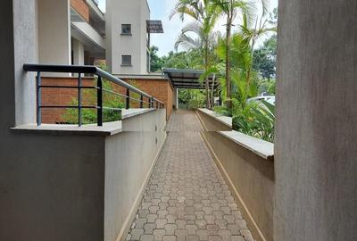 3 Bed Apartment with En Suite in Westlands Area - 3