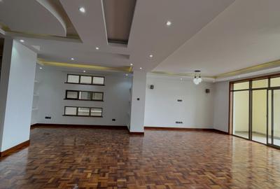 3 Bed Apartment with En Suite at Othaya Road - 4