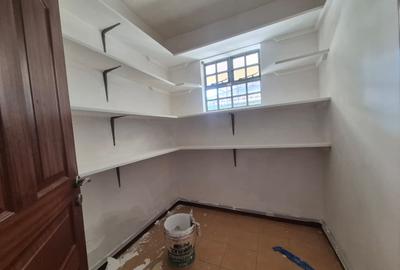 4 Bed House with En Suite at Old Runda - 4
