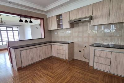 5 Bed House with En Suite at Runda - 2