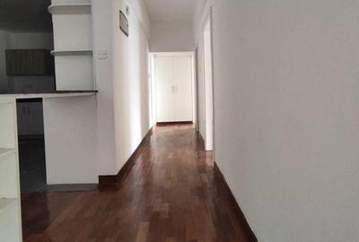 3 Bed Apartment with En Suite in Kileleshwa - 3