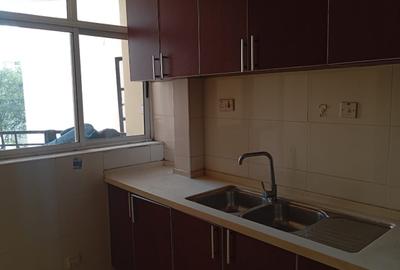 2 Bed Apartment with En Suite in Kilimani - 2