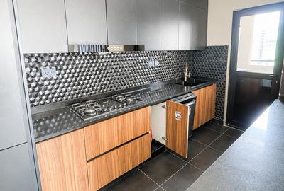 2 Bed Apartment with En Suite in Westlands Area - 4
