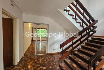 4 Bed House with En Suite in Lavington - 4