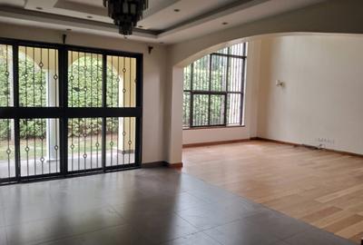 4 Bed Townhouse with En Suite in Lavington - 3