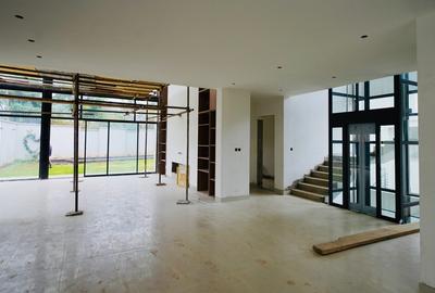 5 Bed Villa with En Suite at 2026-187 - 3