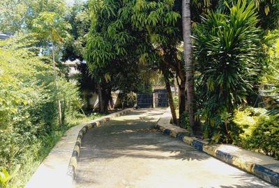 5 Bed Townhouse with En Suite in Bamburi - 4