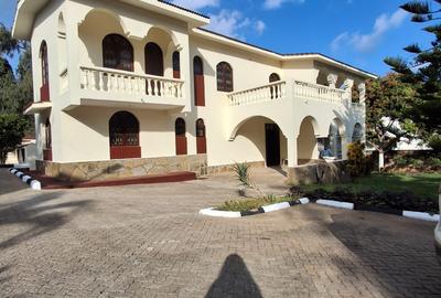 4 Bed Villa with En Suite at Nyali Mombasa - 2