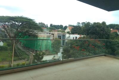 5 Bed Townhouse with En Suite in Lavington - 4