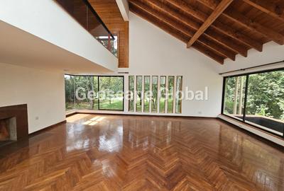 5 Bed House with En Suite in Spring Valley - 2