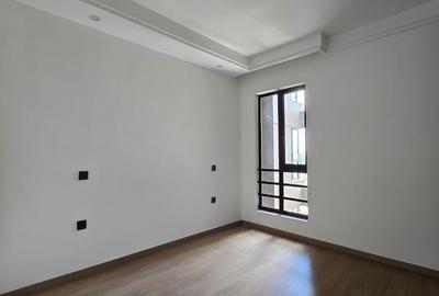 Serviced 2 Bed Apartment with En Suite in Riverside - 3