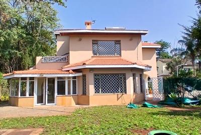 4 Bed Townhouse with En Suite at Gitanga Road - 2