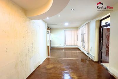 1,200 ft² Office with Service Charge Included at Argwings Kodhek Rd - 3