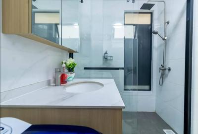 Studio Apartment with Swimming Pool in Kilimani - 4