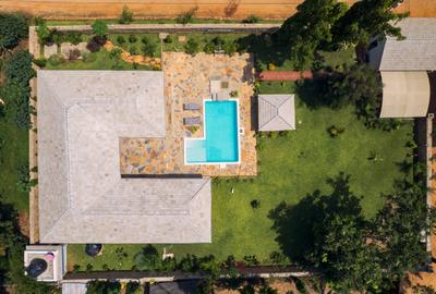 3 Bed Villa with En Suite at La-Marina