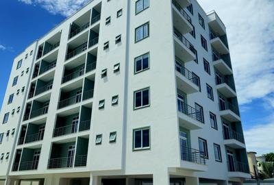 Serviced 2 Bed Apartment with En Suite at 000 Per Month In Nyali Mombasa. - 3
