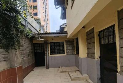 4 Bed Apartment with En Suite in Kileleshwa - 2