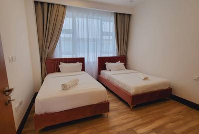 Serviced 2 Bed Apartment with En Suite at Collosium - 3