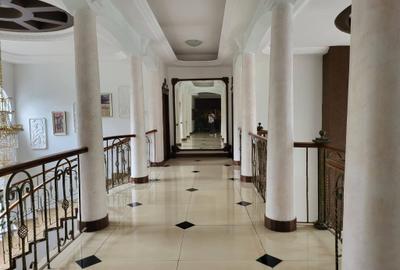 6 Bed House with En Suite in Nyari - 4