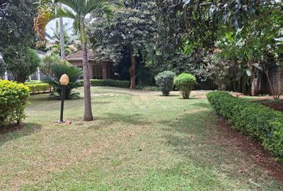 5 Bed House with En Suite at Benin Dr - 3