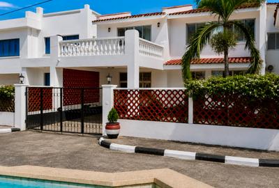 4 Bed Villa with En Suite at Twiga Road