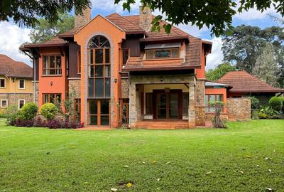 5 Bed Townhouse with En Suite in Kitisuru