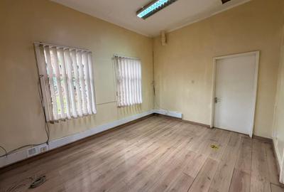 145 ft² Office in Muthaiga - 3