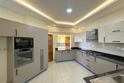 3 Bed Apartment in Kilimani - 3