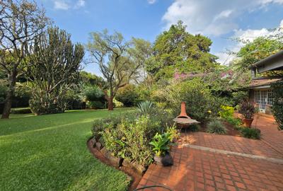 4 Bed House with En Suite in Runda - 3
