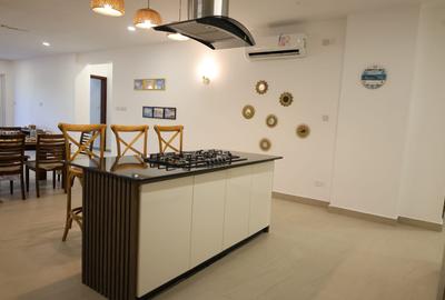 2 Bed Apartment with En Suite in Nyali Area - 4