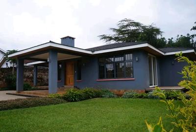 3 Bed House with En Suite in Nyari