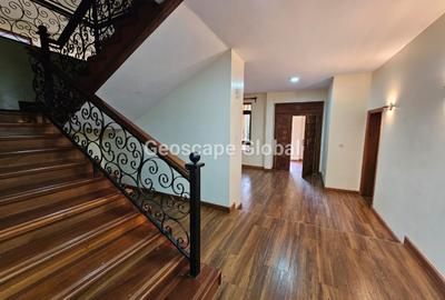 4 Bed House with En Suite in Runda - 4
