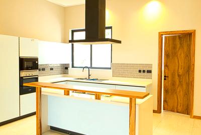 4 Bed Apartment with En Suite at Loresho Ridge - 3
