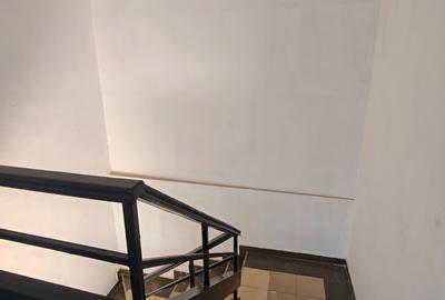 2,800 ft² Shop in Ruaka - 4