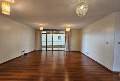 2 Bed Apartment with En Suite in Parklands - 2