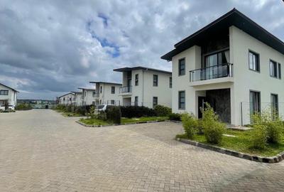 4 Bed Townhouse with En Suite in Ongata Rongai