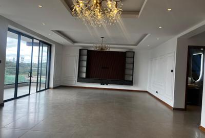 4 Bed Apartment with En Suite at Riverside Drive