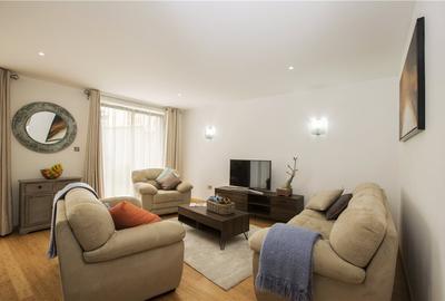 4 Bed Villa with En Suite in Garden Estate - 3
