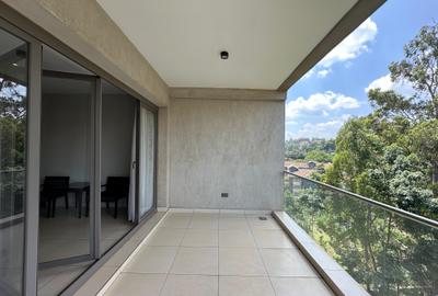 Furnished 3 Bed Apartment with En Suite at Riverside - 4