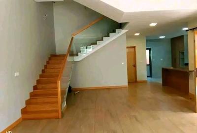 4 Bed Townhouse with En Suite in Langata - 4