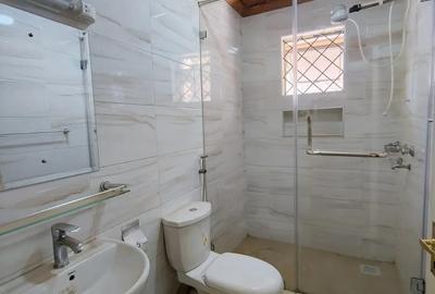 3 Bed Apartment with En Suite in Kileleshwa - 4