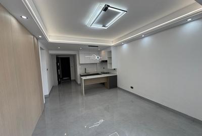 1 Bed Apartment with Swimming Pool in Hurlingham