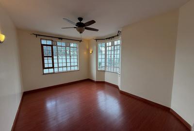 5 Bed Townhouse with En Suite in Runda - 4