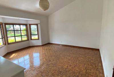 2 Bed Townhouse with En Suite in Kileleshwa - 3