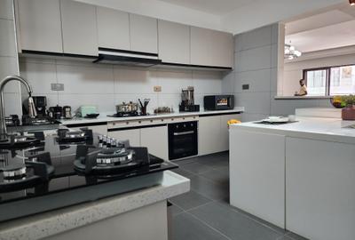 4 Bed Apartment with En Suite at Githunguri Road - 3
